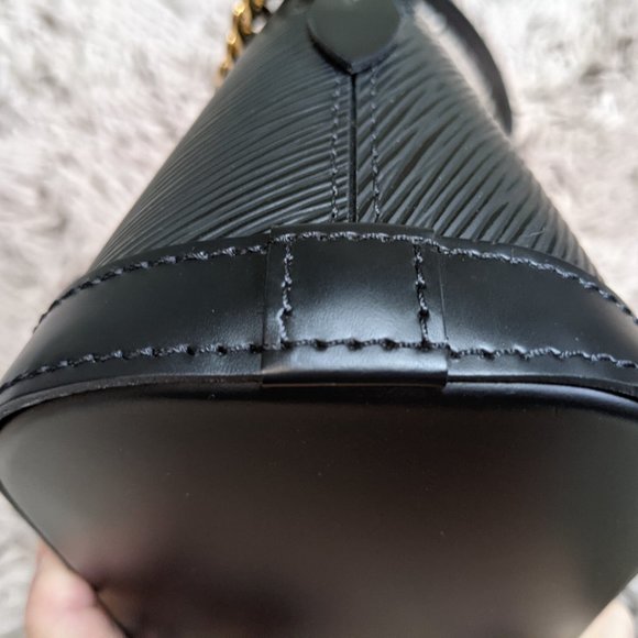 Louis Vuitton Alma Mini - Picture 5 of 6